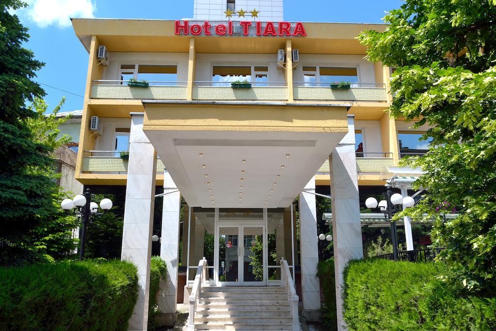 Hotel Tiara Ploiesti Exterior photo
